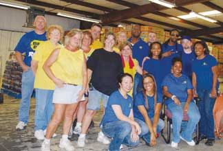 Best Buy employees volunteer at food bank