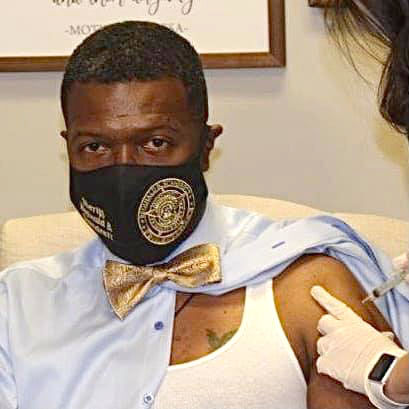 Henry sheriff 'leads from the front' with COVID-19 vaccine - Vimarsana News