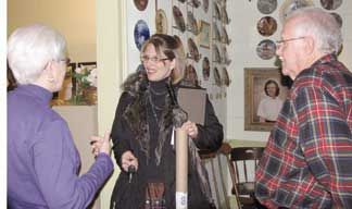 Genealogical Society holds Christmas open house