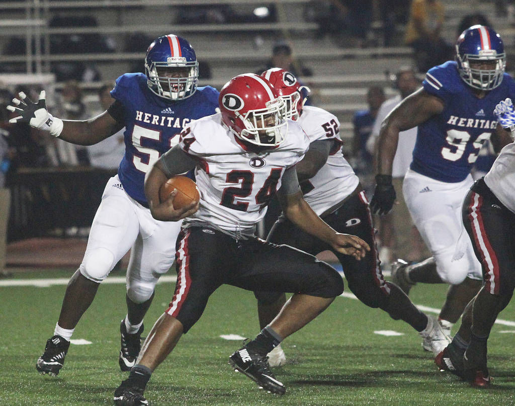 FOOTBALL: Dutchtown comes back to top Heritage in fourth quarter