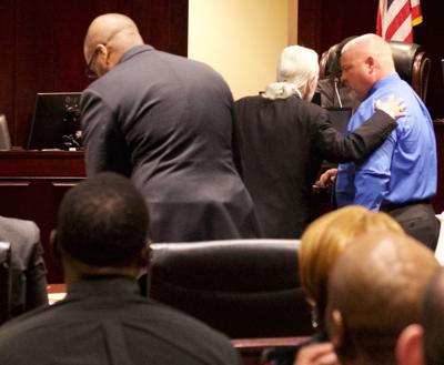 Former Nfl Player Says He Was Violently Arrested After Cops
