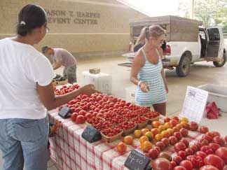 Henry Farmers Market caters to all customers