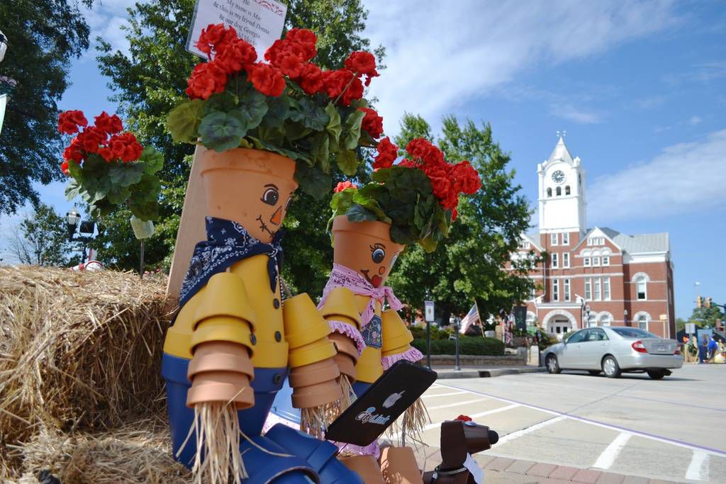 Scarecrow Contest underway on McDonough Square Multimedia
