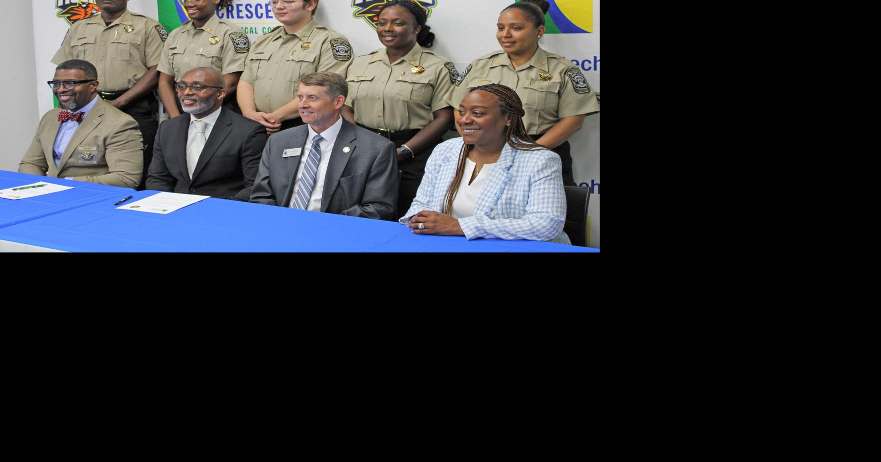 SCTC Signs Apprenticeship Agreements | News | henryherald.com