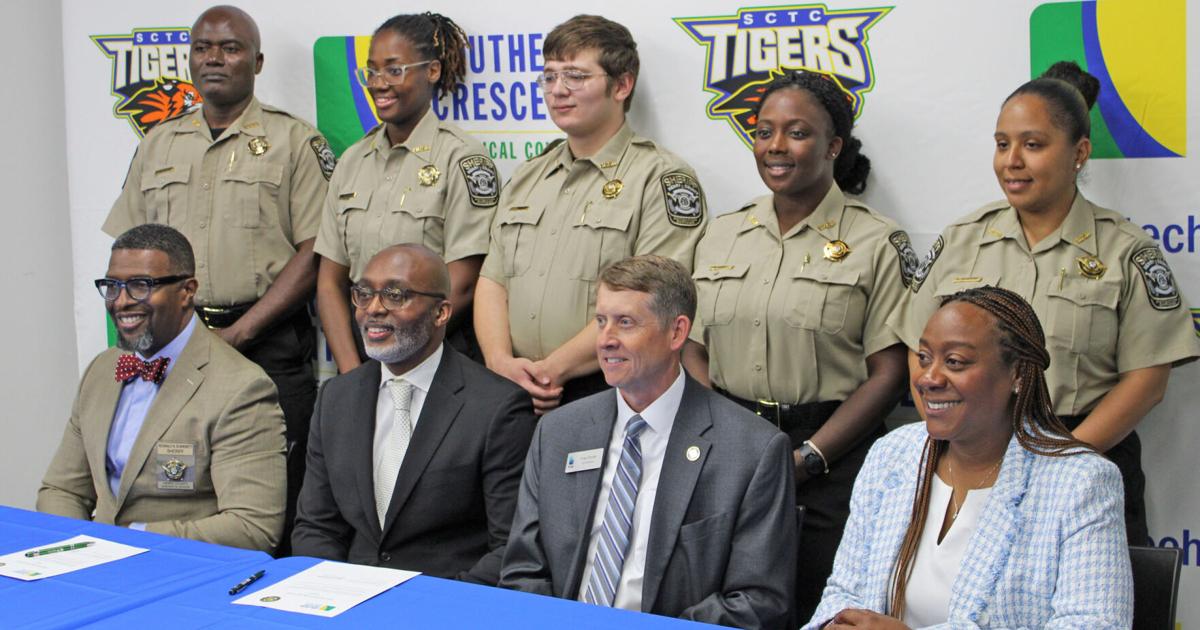 Sctc Workforce SCTC Signs Apprenticeship Agreements | News | henryherald.com