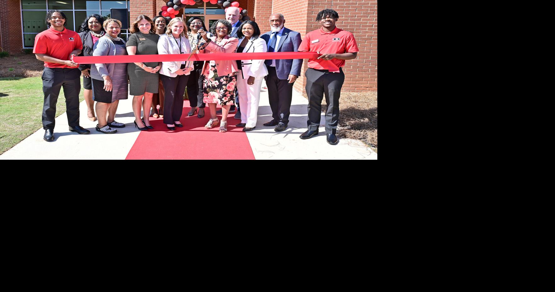 Henry County Schools holds ribboncutting for Dutchtown High School