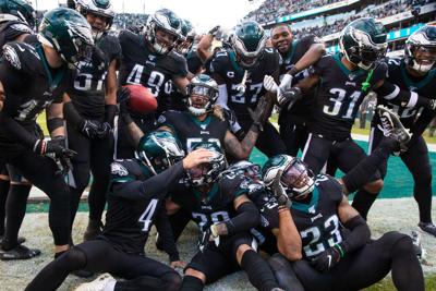 Ertz Helps Eagles Send Bears To 4th Straight Loss Sports