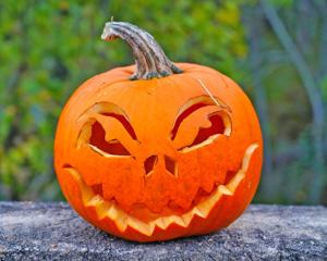 Piedmont Henry Hospital offers Halloween safety tips