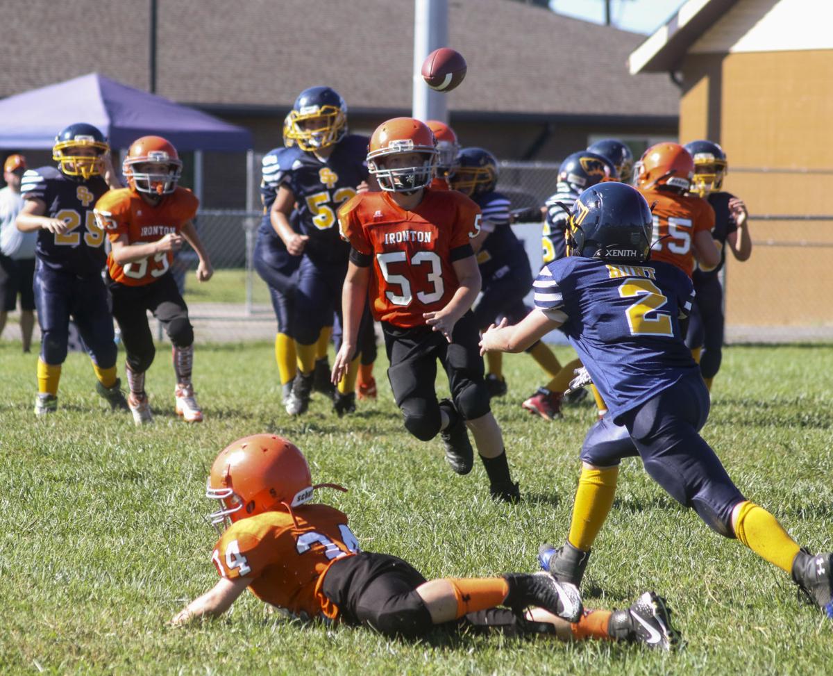 2018 0916 youth football16.jpg