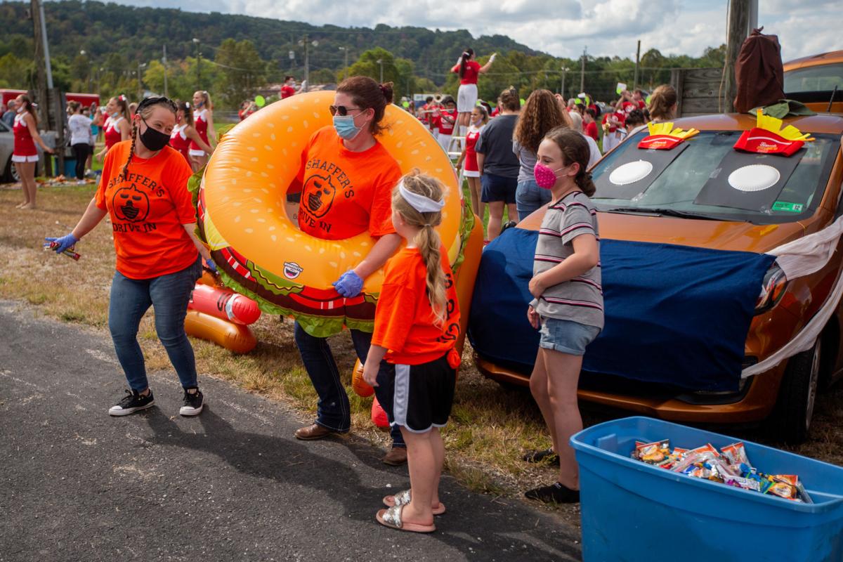 Photos West Virginia Pumpkin Festival conducts reverse parade