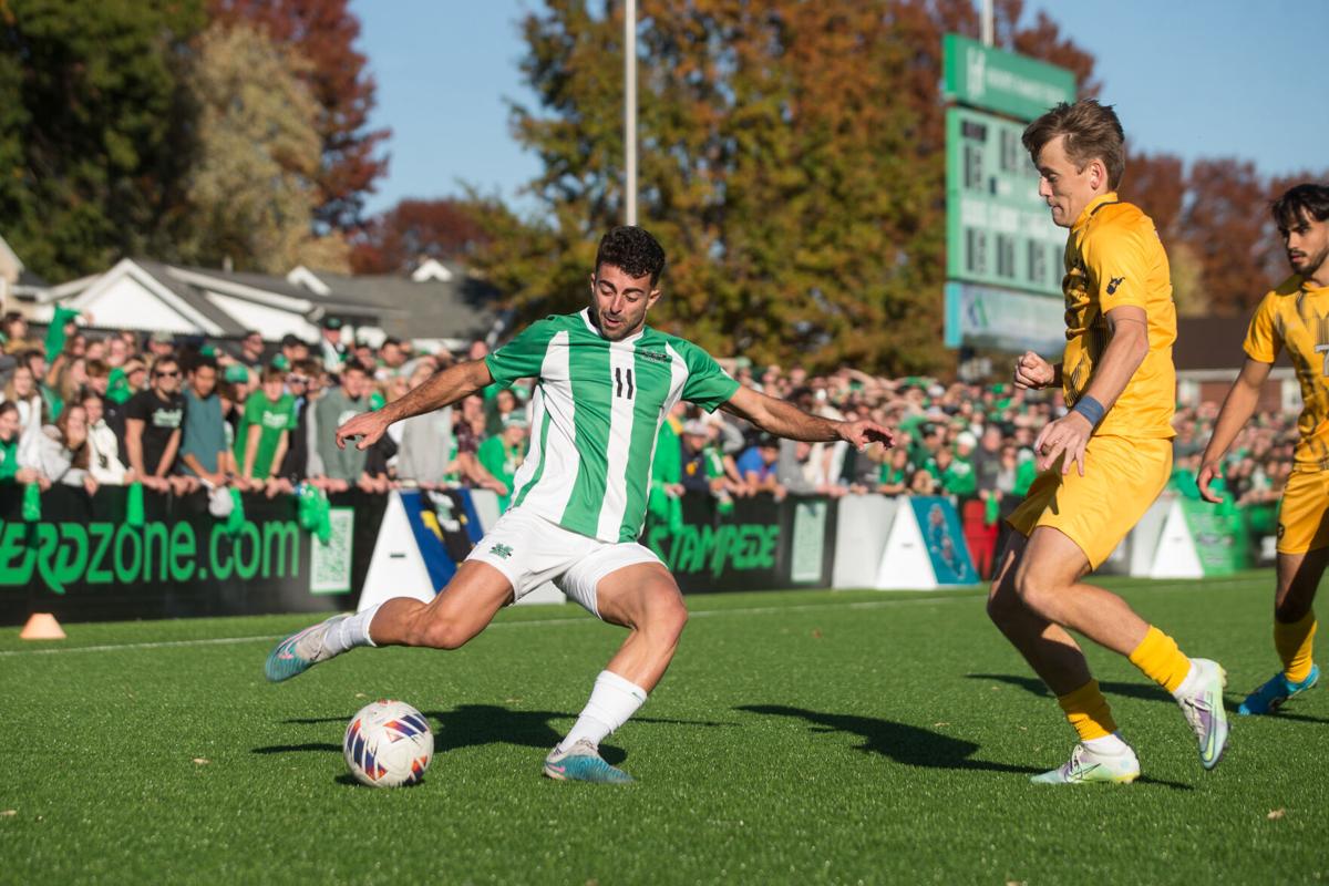 No. 1 Herd Men's Soccer Heads North to No. 5 WVU for Mountain State Derby -  Marshall University Athletics