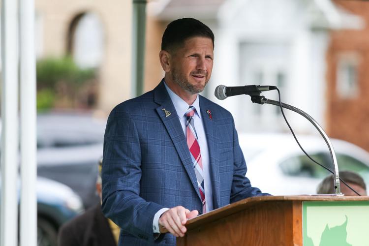 Photos Memorial Day observance ceremony in Huntington Multimedia