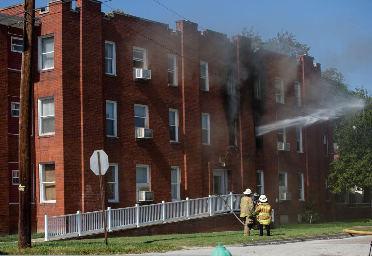 Tenants escape apartment building fire in Huntington News herald