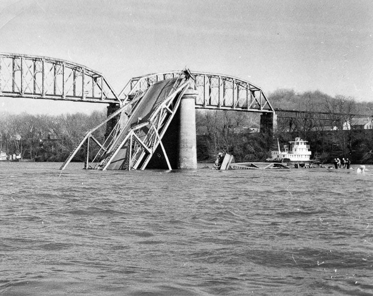 Silver Bridge tragedy remembered by those responsible for regular bridge checks - Vimarsana News