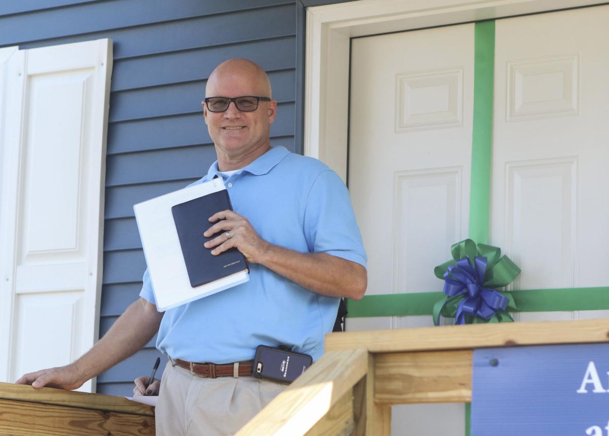 Photos Huntington WV Area Habitat for Humanity's 100th home dedication
