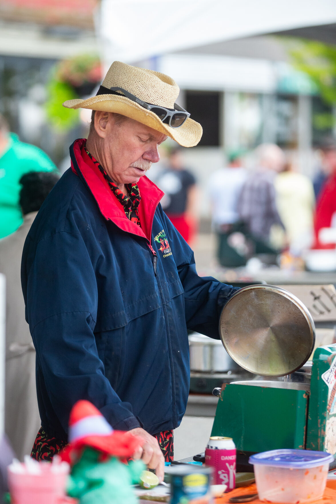 ChiliFest heats up dreary day downtown News