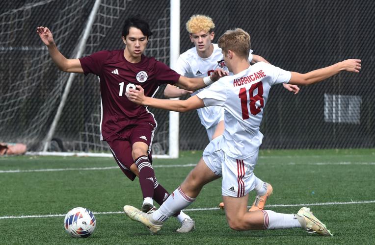 Samlan Class Aaa Class AAA boys soccer final: Patriots rebound, claim crown | Sports ...