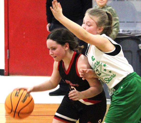 St. Albans girls take on CeredoKenova Putnam News