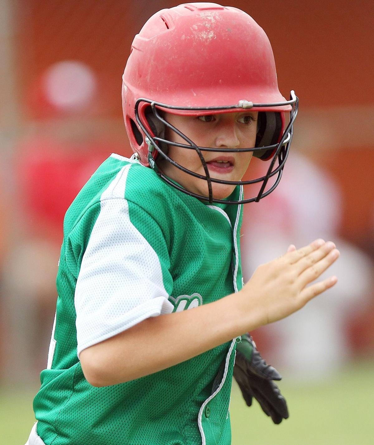 Gallery CeredoKenova wins District 1 Little League Baseball 910