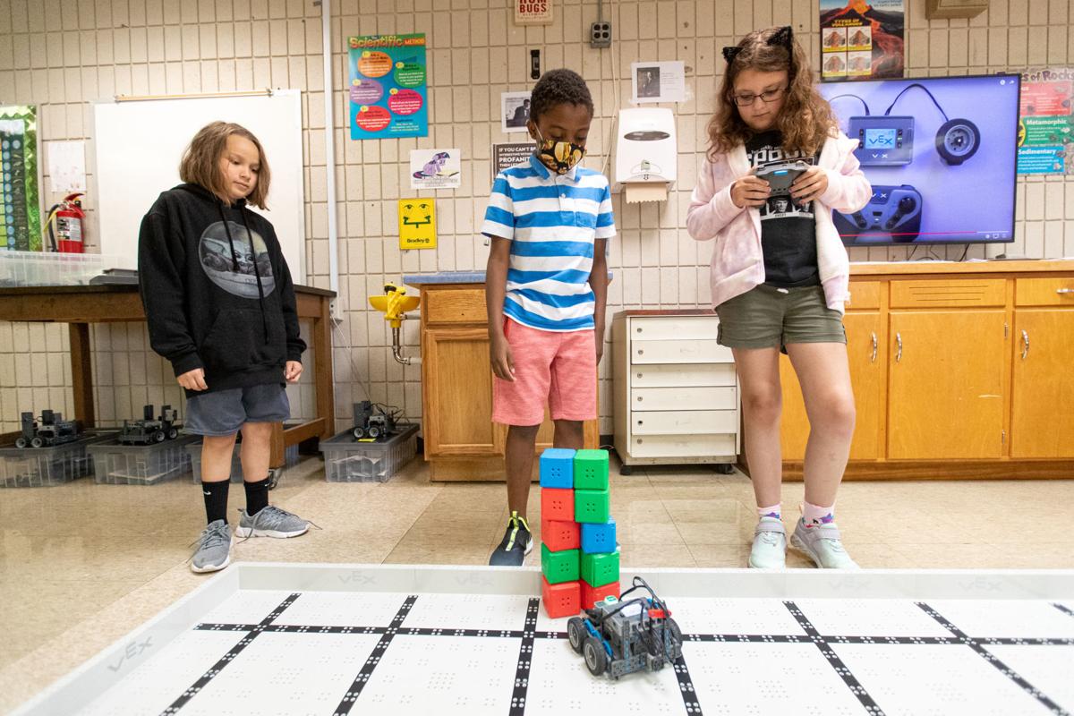 Students have fun exploring careers at Skills Camp | News | herald-dispatch.com