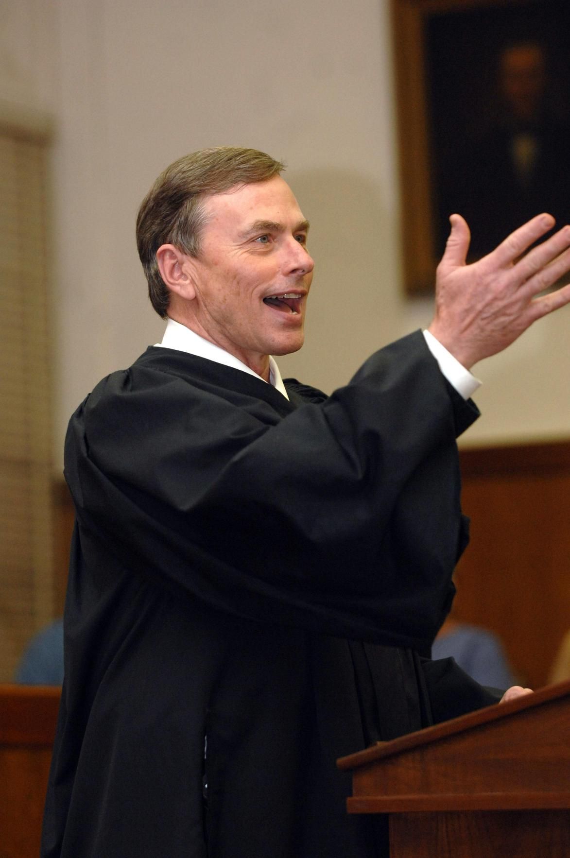 Hustead sworn in as Cabell circuit judge | News | herald-dispatch.com
