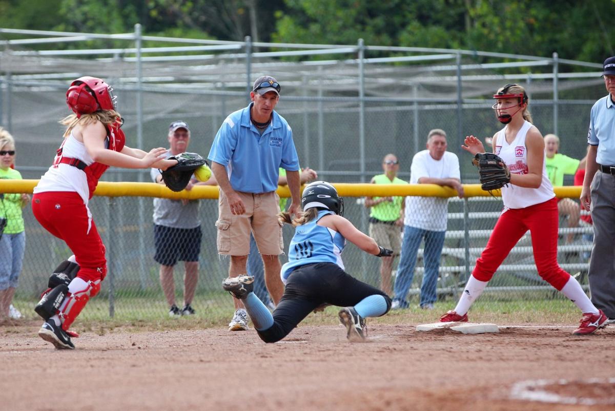 Gallery Little League Softball ages 1112 championship game Photos