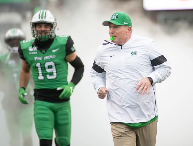 2019-1130_mufootball-30.jpg