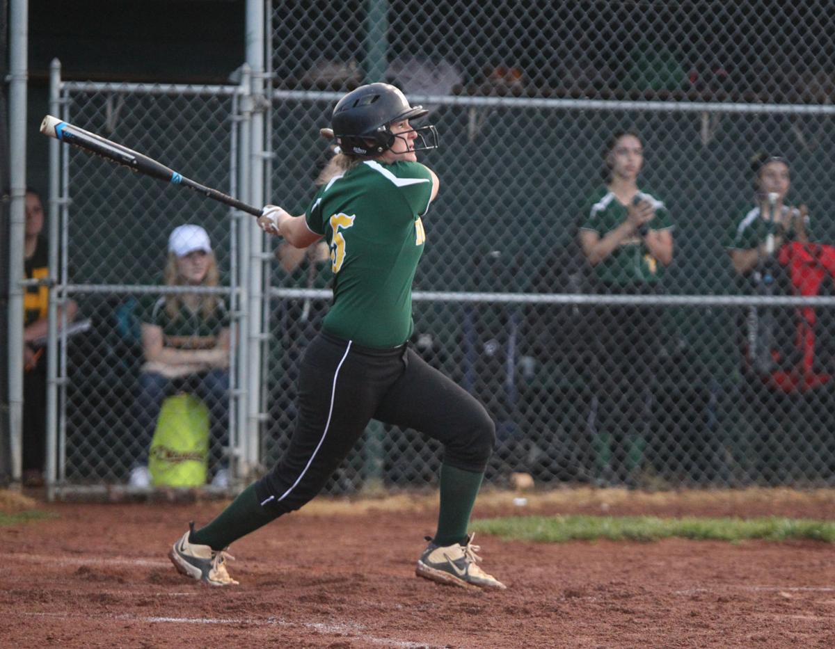 Photos Huntington Softball Takes on Washington High School