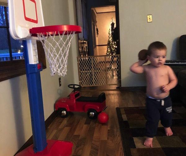 Ky Toddler Is A Basketball Video Sensation Sports Herald