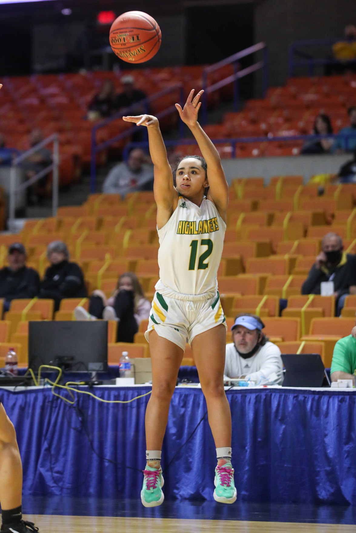 20210430 hhs girls 20.jpg