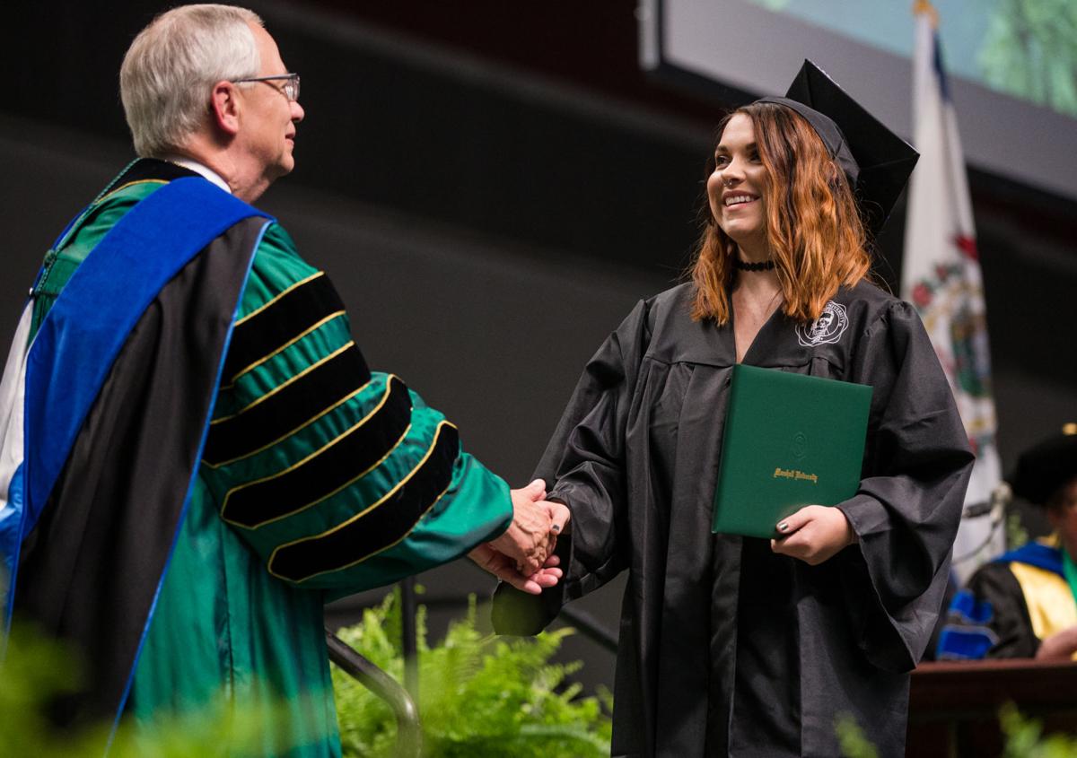 2019 0512 commencement2