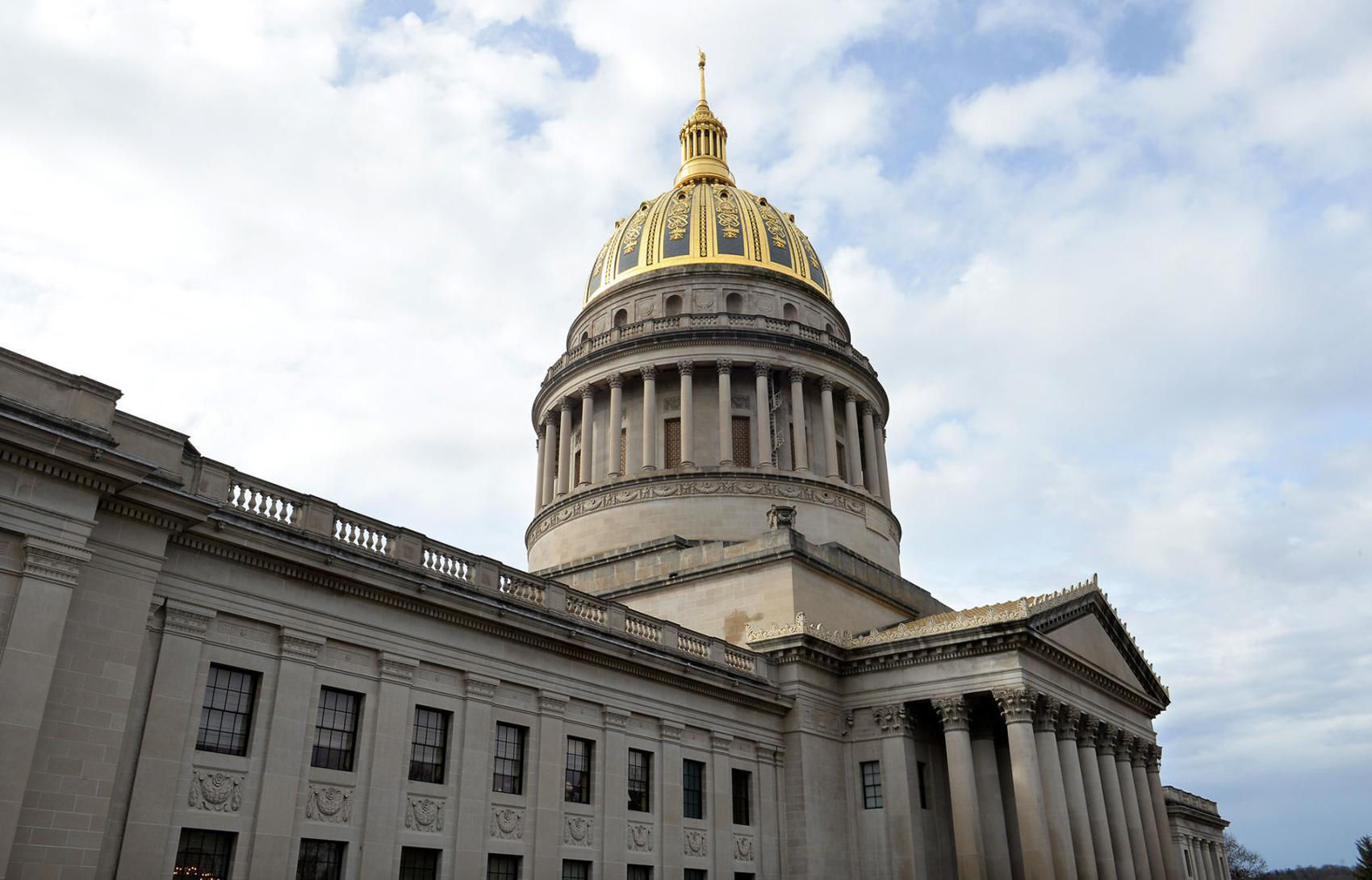 W.Va. Senate passes transgender athlete bill - Vimarsana News