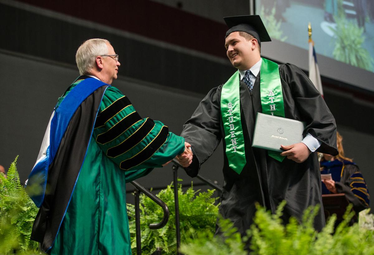 2019 0512 commencement2