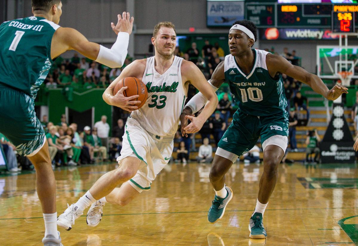 Pro Basketball S Road Leads Marshall Star Jon Elmore To Italy