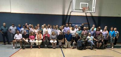 reunion_80100.jpg