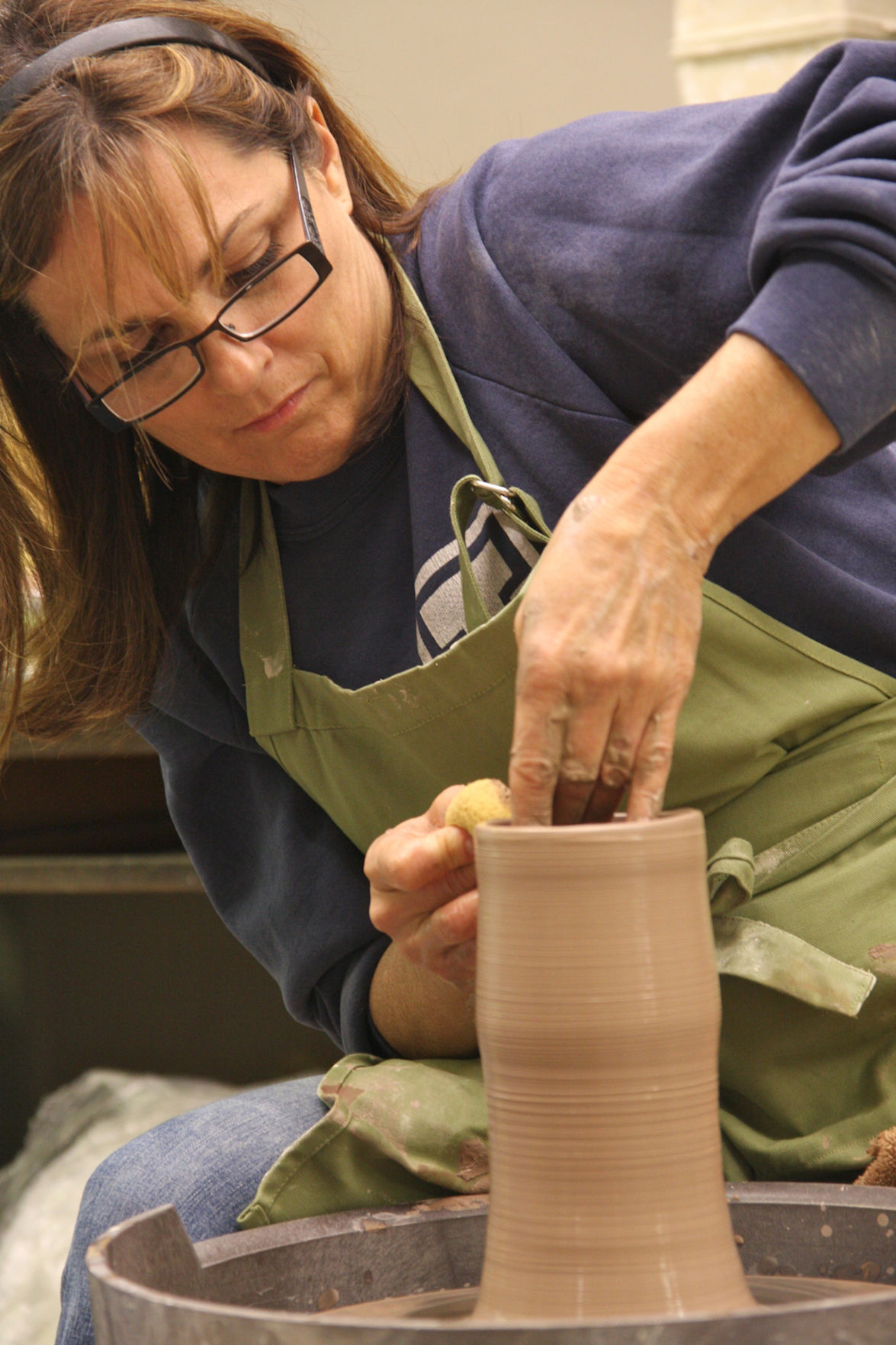 Gallery Pottery class at L Style Salon Photos News