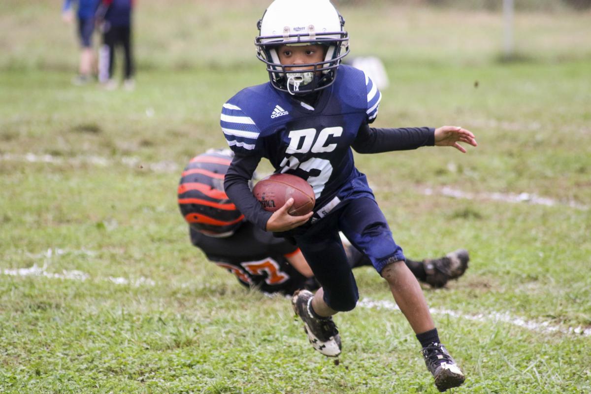 2018 0930 youth football10.jpg