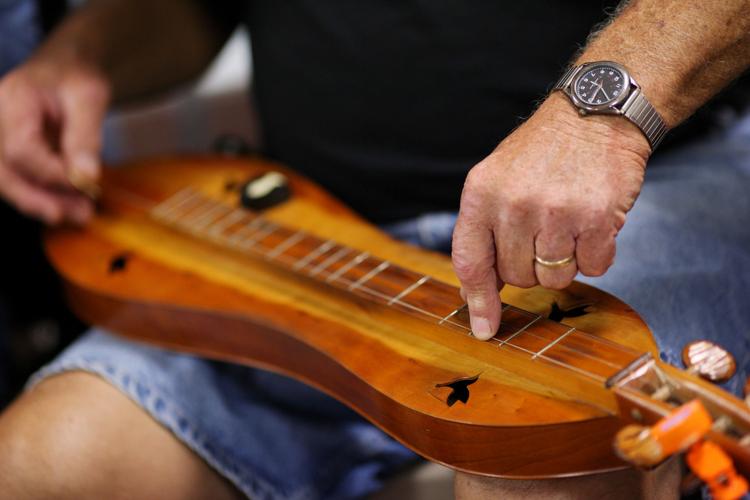 Gallery TriState Mountain Dulcimer Society celebrates their 25th