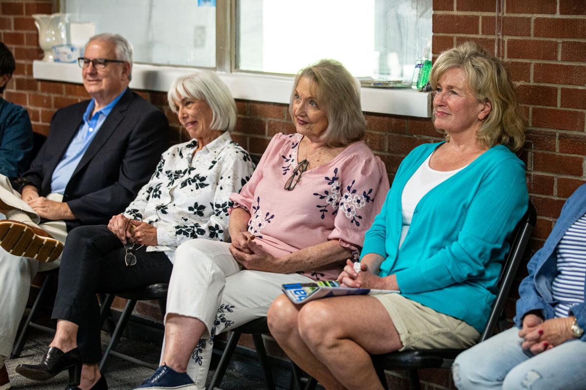 Photos Ceredo Wellness Center "life bouquet" art event Multimedia