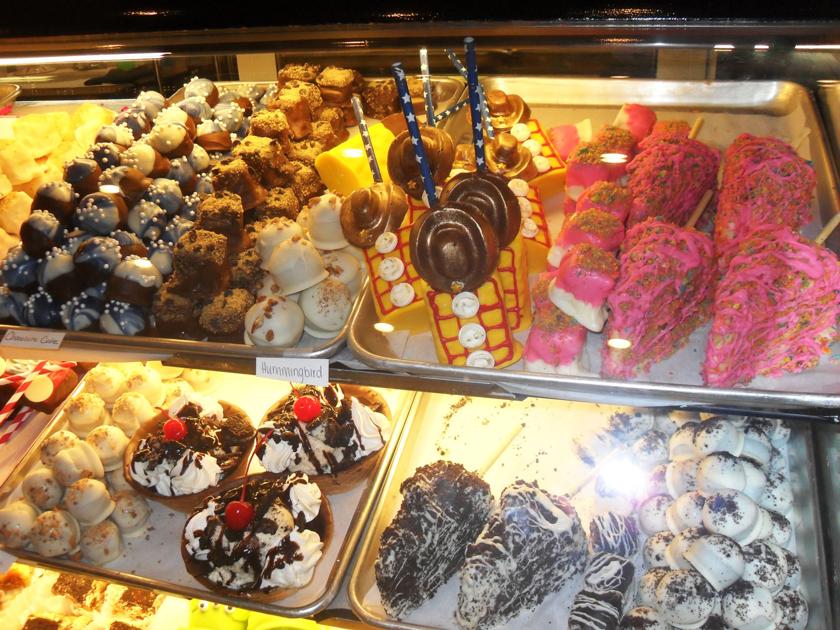 Rock City Cake Company merges sweets and music Dining