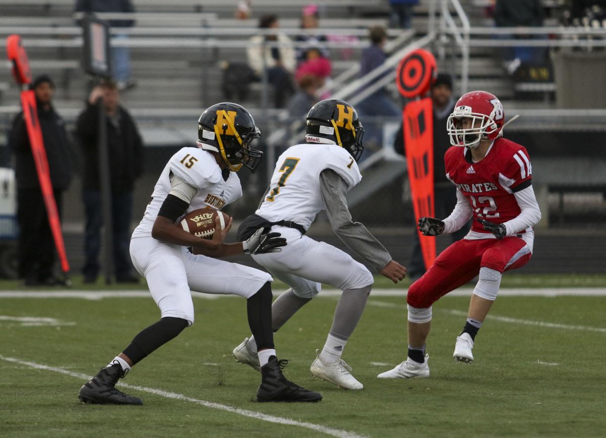 2018 1026 ms football07.jpg
