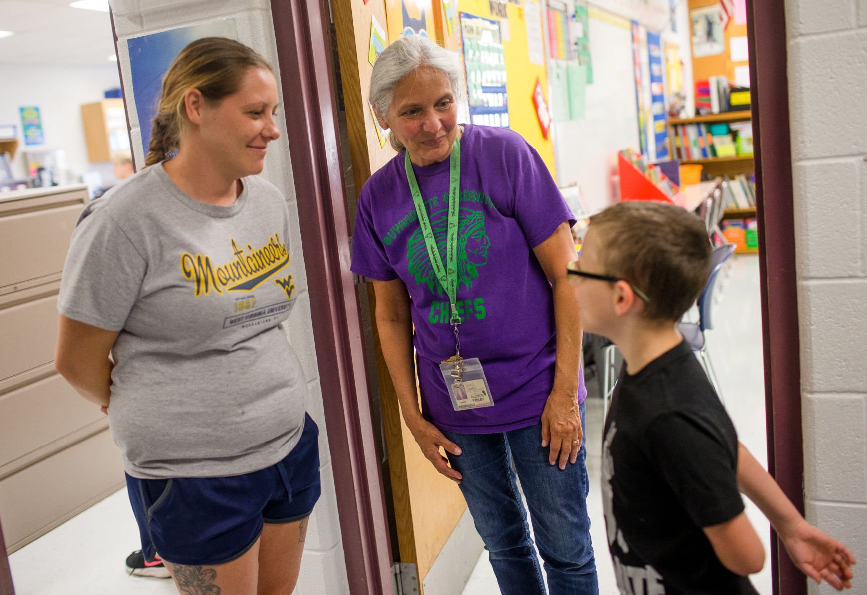 Guyandotte Elementary has welcoming back-to-school cookout | News ...