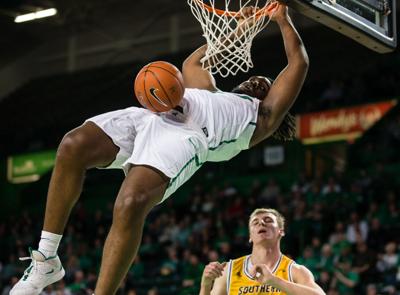 Bennett Leads Herd Past Southern Miss 72 58 Sports Herald