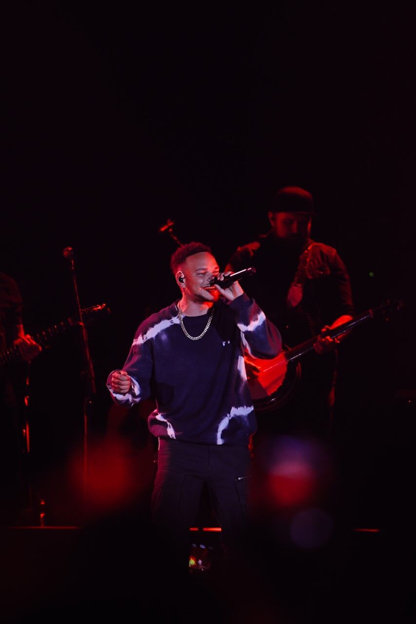 Photos Kane Brown, Dustin Lynch and Locash perform at Mountain Health