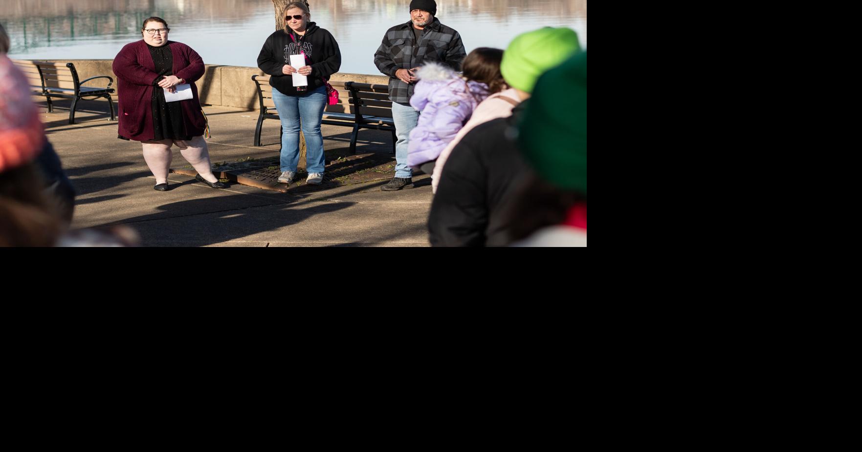 Memorial service remembers people who died homeless | News | herald ...