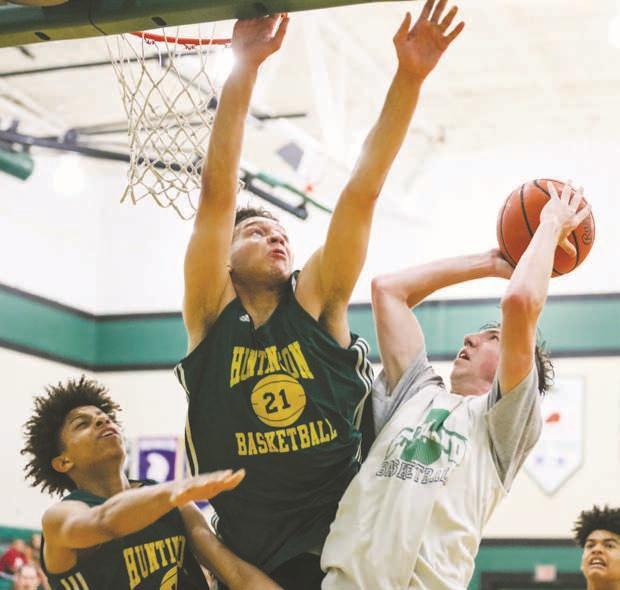 Highlanders Adjusting To New Coach Ty Holmes This Summer