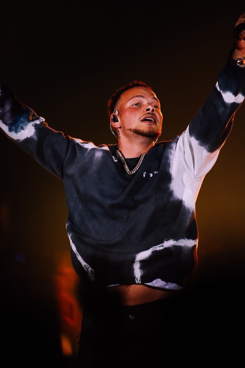 Photos Kane Brown, Dustin Lynch and Locash perform at Mountain Health