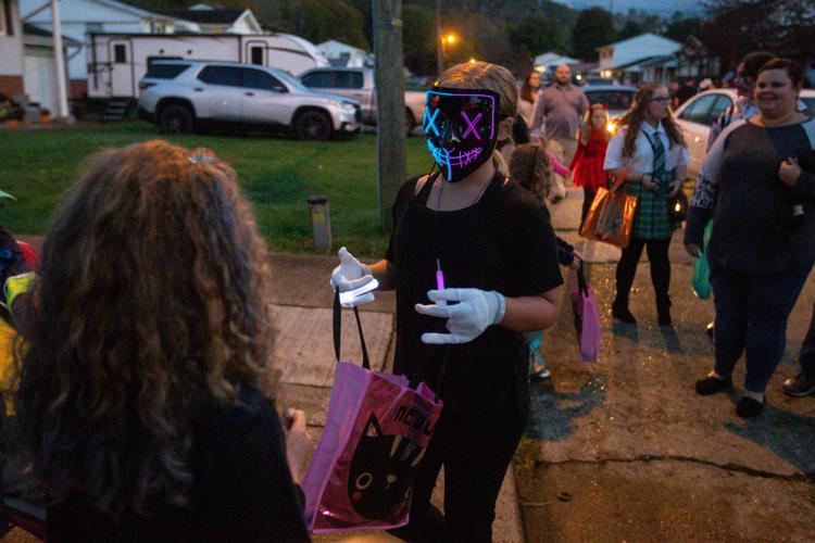 Photos Trickortreat at Guyan Estates Multimedia