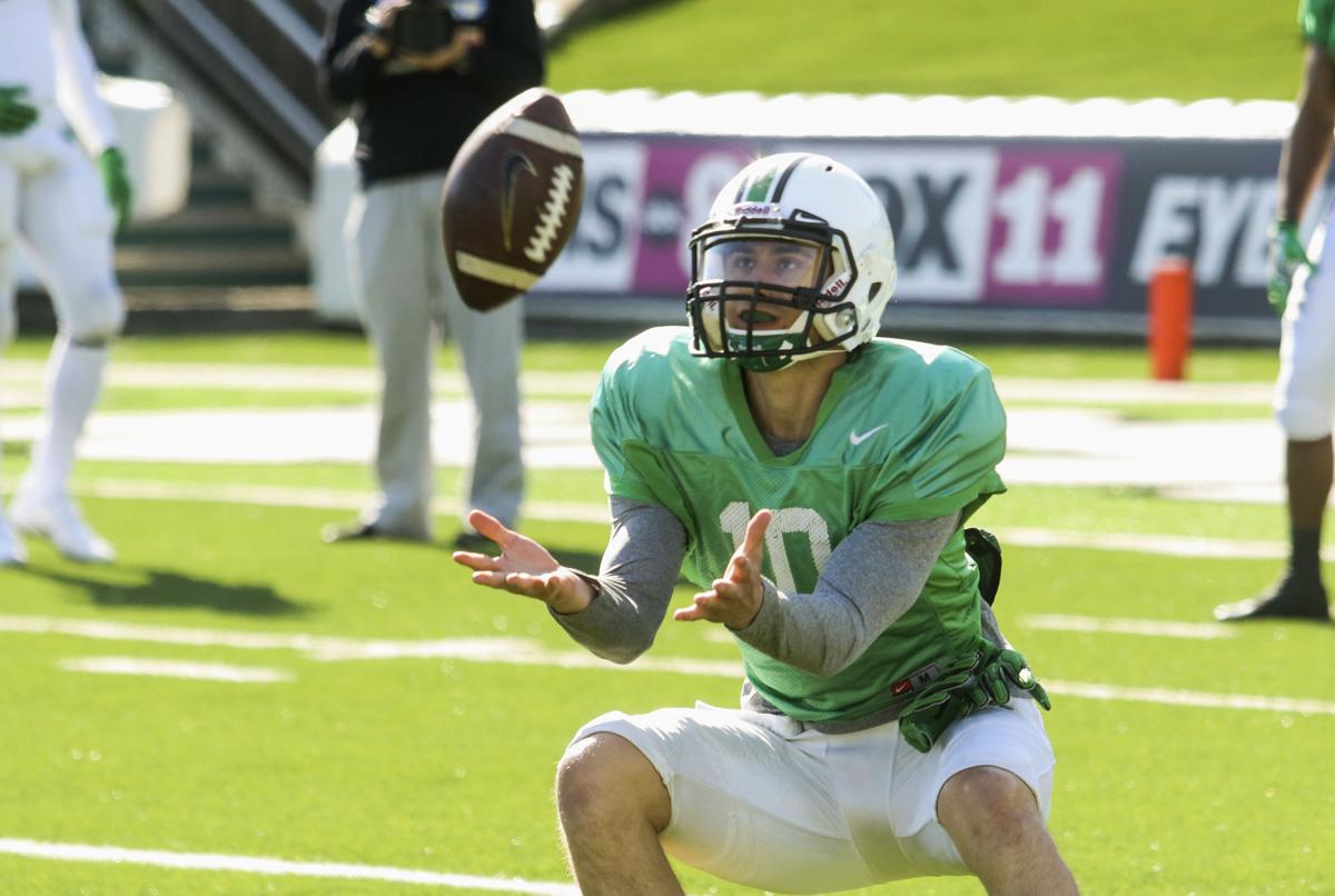 2018 0422 mu football15.jpg