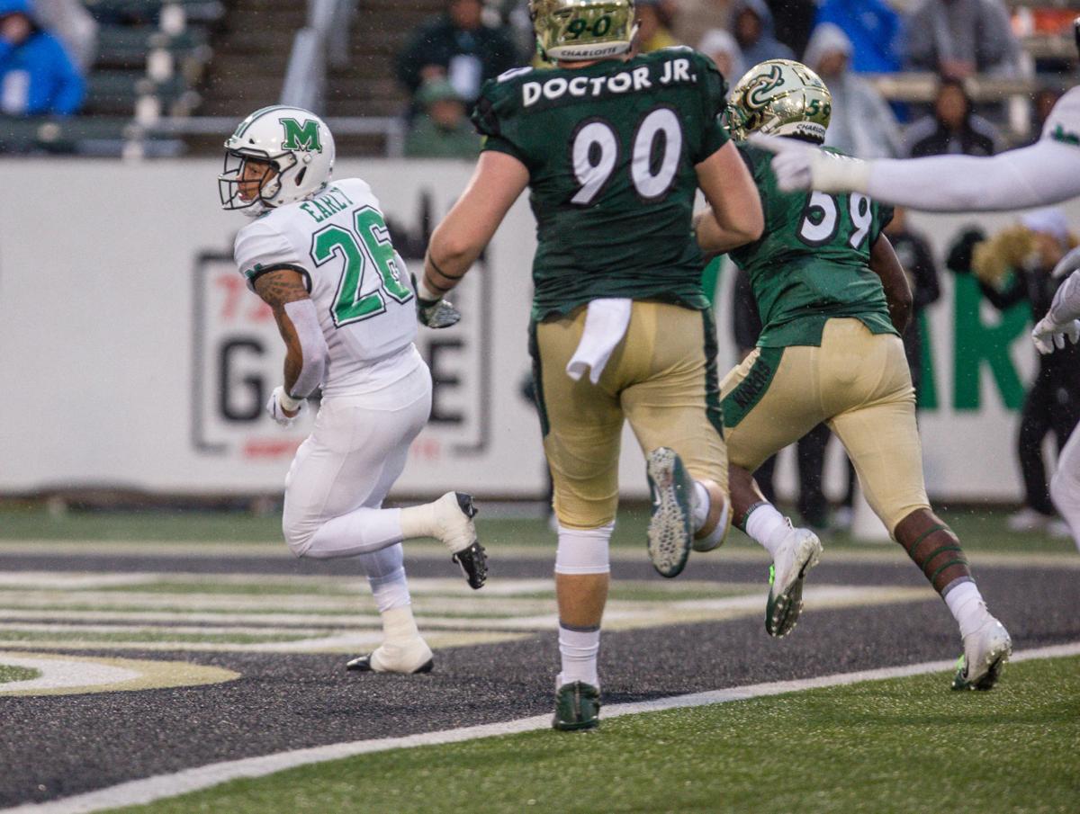 2019 1124 mu football 01.jpg